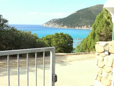 Paesaggio naturale nelle vicinanze della villa