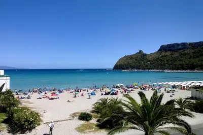 Paesaggio naturale nelle vicinanze della casa vacanze