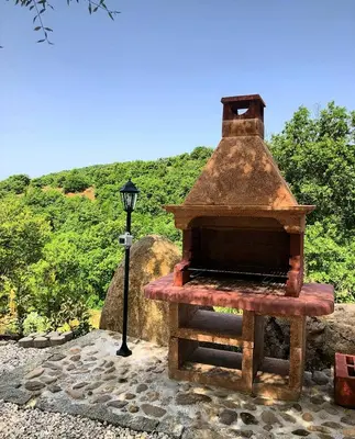 Attrezzature per barbecue disponibili per gli ospiti della casa vacanze