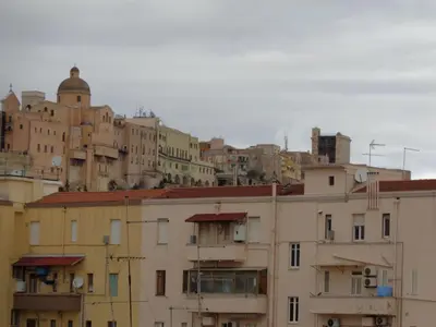 Vista generica su Cagliari o vista sulla città dall'interno dell'appartamento
