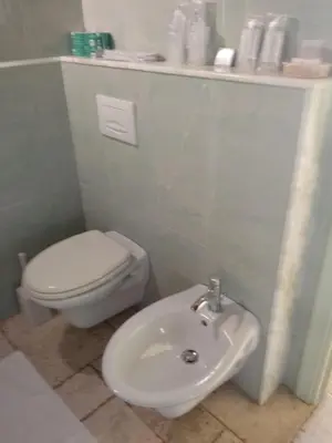 Bagno di Hotel Corsaro Nero