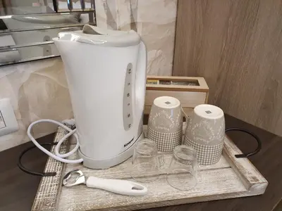 Set per la preparazione di tè e caffè presso Interno 6 via Cugia 5
