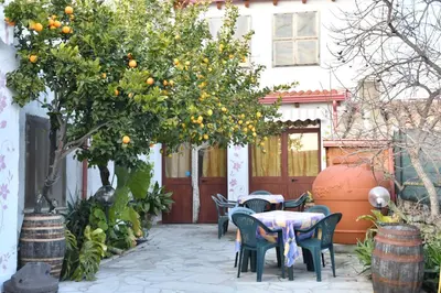 Giardino di B&B Mitzixeddas Sa Domu de Braxia