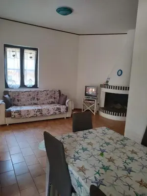 Area soggiorno di Villa Ginepro Sardegna Santa Margherita di Pula mare blu