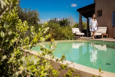 Piscina di Is Molas Villas o nelle vicinanze