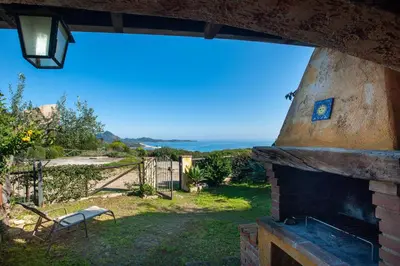 Paesaggio naturale nelle vicinanze della casa vacanze