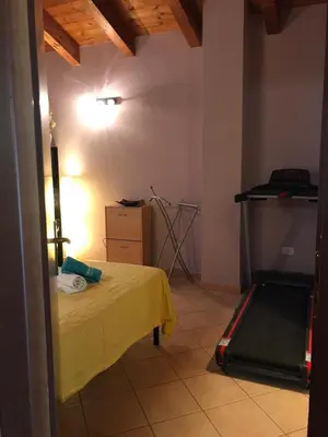 Letto o letti in una camera di Panorama Penthouse con giardino privato