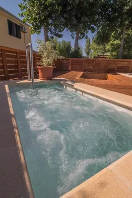 Piscina di Camping Girasole o nelle vicinanze