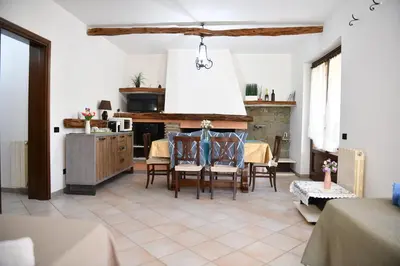 Area soggiorno di RELAX MAREMONTI Ampia e Panoramica con spaziosa Veranda Attrezzata