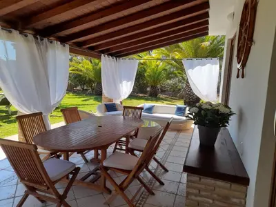 Patio o area all'aperto di Villa Palmetto