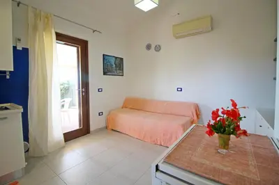 TV o dispositivi per l'intrattenimento presso Costa Rei Villetta 4 posti con Giardino privato e Parcheggio a 350m dalla Spiaggia