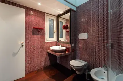Bagno di Piazza Yenne Apartment