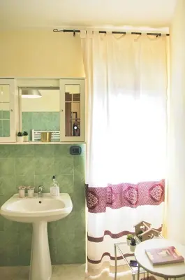 Bagno di Casa De Ajala - B&B de Charme in Antica Dimora totalmente ristrutturata e dotata di tutti i confort Bagni privati Spazio living Patio esterno Ambienti climatizzati Degustazioni prodotti locali