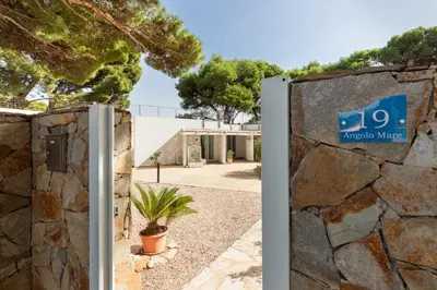 Certificato, attestato, insegna o altro documento esposto da Angolo Mare Apartments & Rooms