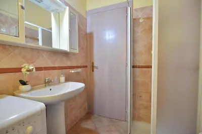 Bagno di IzzHome Nora Beach