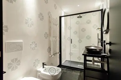 Bagno di KyS Castello