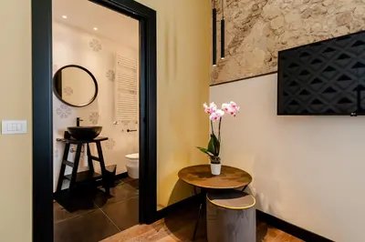 Bagno di KyS Castello