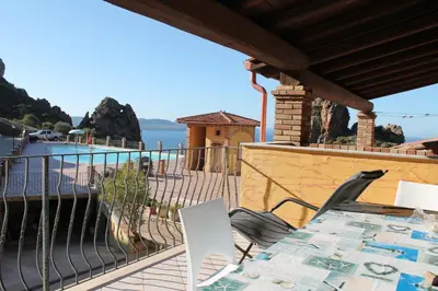 Paesaggio naturale nelle vicinanze della casa vacanze