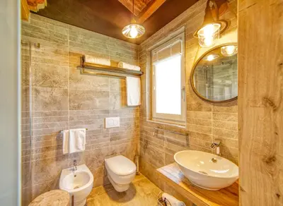 Bagno di BAITA MAORE luxury rooms & Spa