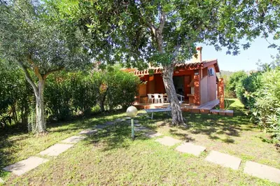 Giardino di Terraced House by Sardinia's White Beaches