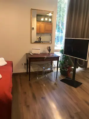 TV o dispositivi per l'intrattenimento presso Living Downtown Codice IUN Q4645