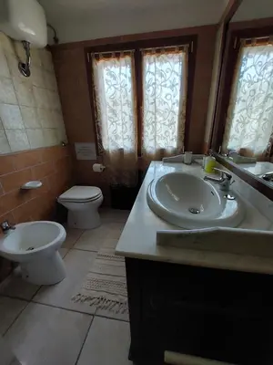 Bagno di Casa L' Antico Ulivo