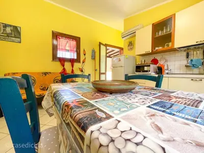 Cucina o angolo cottura di Torre di Chia Holiday Home IT11101CR