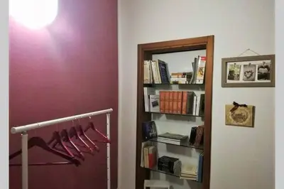 Biblioteca nell'appartamento