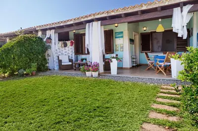 Giardino di Casa Hedera with pool