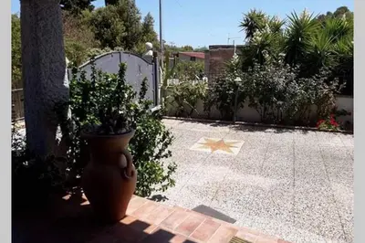Giardino di Angolo relax a due passi dal mare