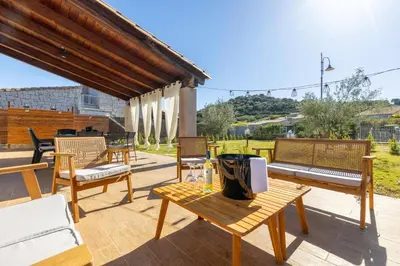 Balcone o terrazza di Villa del Moro, FREE WIFI, 300mt from Sinzias' Beach