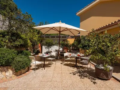Giardino di B&B Giglio di Chia