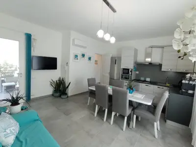 Cucina o angolo cottura di Casa Antonella, a due passi dalla spiaggia, Total relax