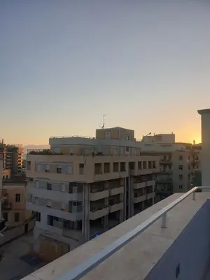 Alba o tramonto visti dall'interno dell'appartamento o dai dintorni