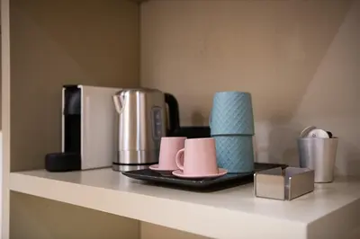 Set per la preparazione di tè e caffè presso P 25