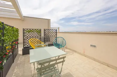 Balcone o terrazza di Bcolors Rooms, Selargius Is Corrias