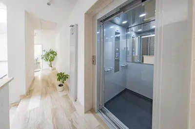 Bagno di Bcolors Rooms, Selargius Is Corrias