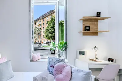 Area soggiorno di Benny's rose house