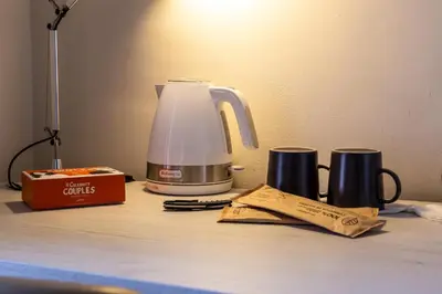 Set per la preparazione di tè e caffè presso Flamingo Poetto