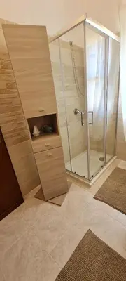 Bagno di House Castiadas tra Mare e Montagna