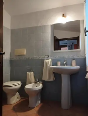 Bagno di Appartamento a 50 metri dal mare