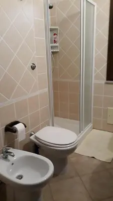 Bagno di Appartamento vista mare