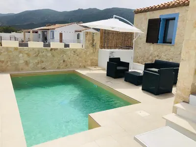 Piscina di VILLA AMBRA o nelle vicinanze
