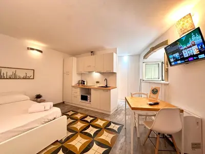 Cucina o angolo cottura di Alle Scalette Santa Teresa - City Center