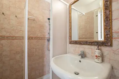 Bagno di ⭑⭑⭑⭑⭑La perla Rosa nel centro storico a Carloforte