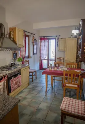 Cucina o angolo cottura di Villa By The Beach