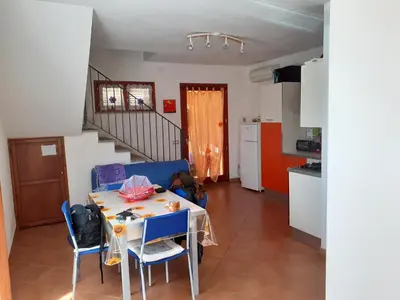 Cucina o angolo cottura di Villa su due livelli super accessoriata