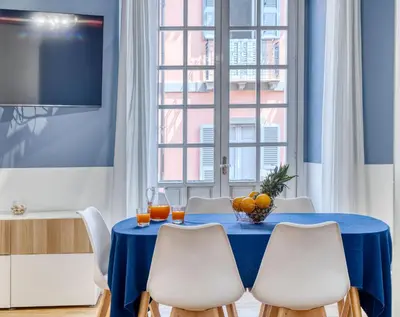 TV o dispositivi per l'intrattenimento presso IzzHome Corso76