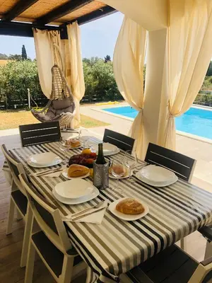 Cibo presso la villa o nelle vicinanze