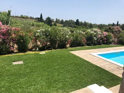 Piscina di Villa Melissa o nelle vicinanze